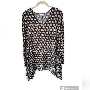 Attitudes by Renee Women's Petite Asymmetric Long Sleeve V Neck Travel Top, LP